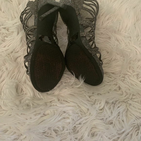 Shoes - Picture 3 of 3